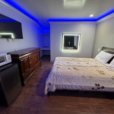 Travel Inn Greenfield Экстерьер фото